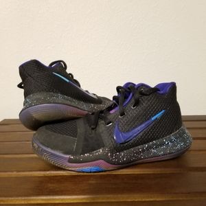 Nike Kyrie 3 Flip the switch size 13C
